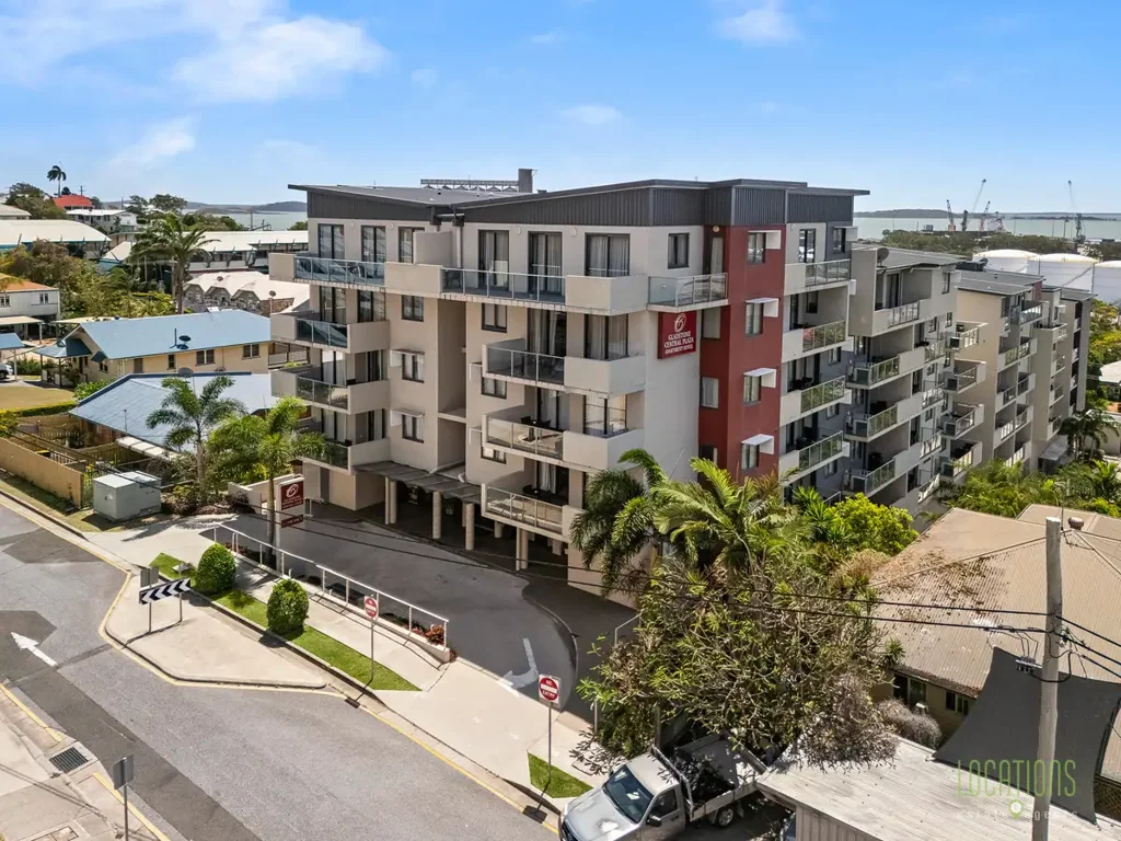 APPLICATION APPROVED:: 2-BEDROOM FURNISHED APARTMENT IN GLADSTONE CENTRAL