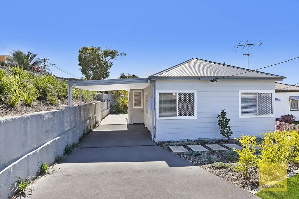 Coastal Living in the Heart of Ettalong Beach