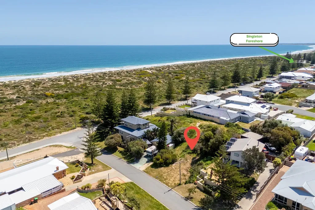Singleton  Prime 763.6m² Block in Sought-After Ocean view suburb