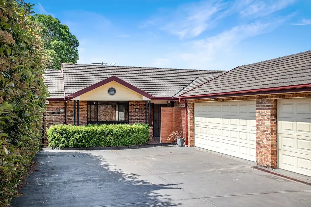 3 Bedroom Home In Great Location