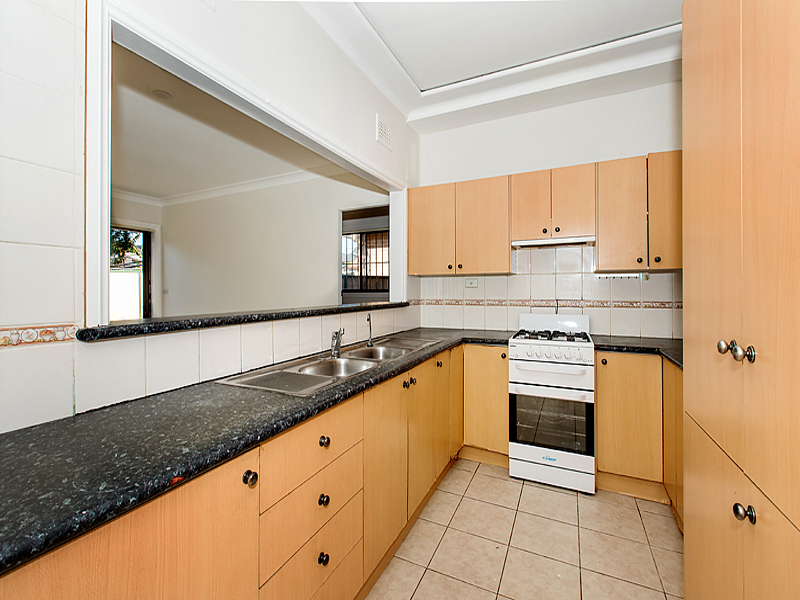 77 EDGAR ST, BANKSTOWN NSW 2200, 0 Kuwarto, 0 Banyo, House