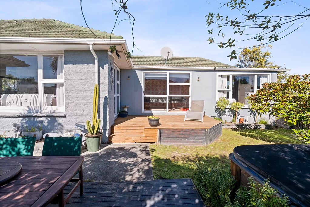 North New Brighton 3部屋 Large Family Home in Good School Zone!