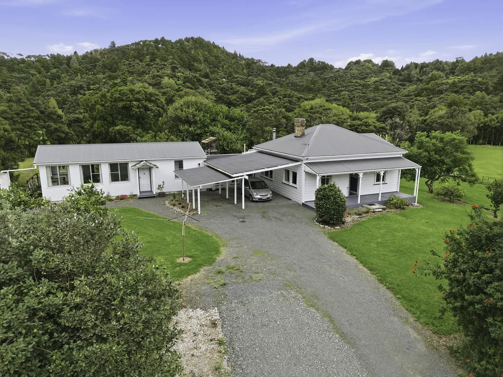 Kaitaia 5બેડરૂમ Yesterday's Charm, Today's Lifestyle Living