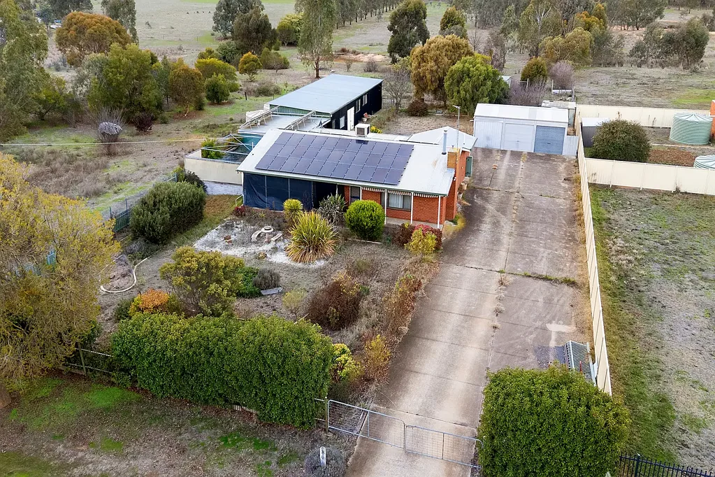 Maryborough 3ਬੈੱਡਰੂਮ Charming Rural Retreat on 5 Acres – Ideal for Horse Lovers and Lifestyle Seekers