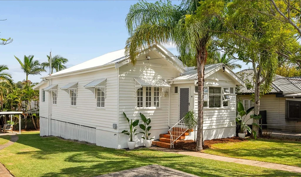11 Eric Road, Holland Park, QLD 4121