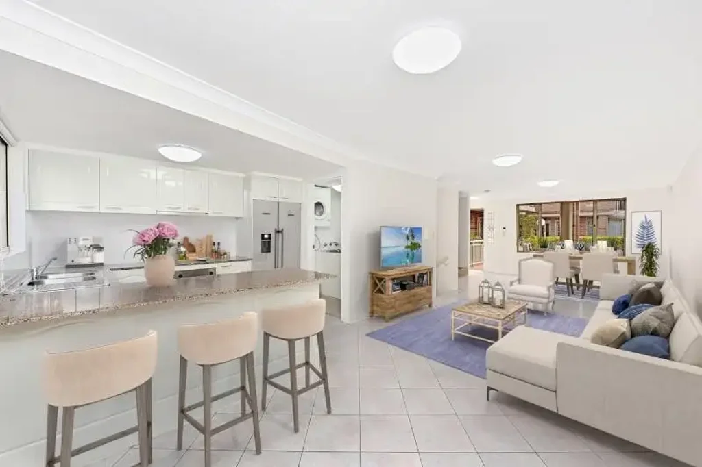 Coastal Living Awaits - 3-Bedroom Townhouse in Prime Location