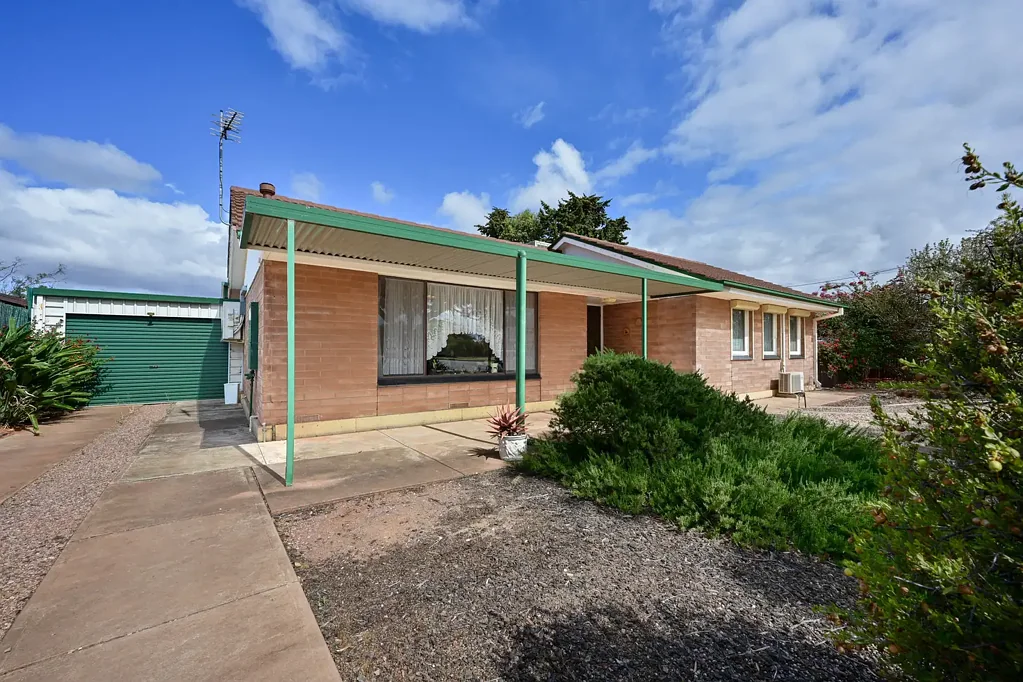 195 McDouall Stuart Avenue, Whyalla Stuart, SA 5608