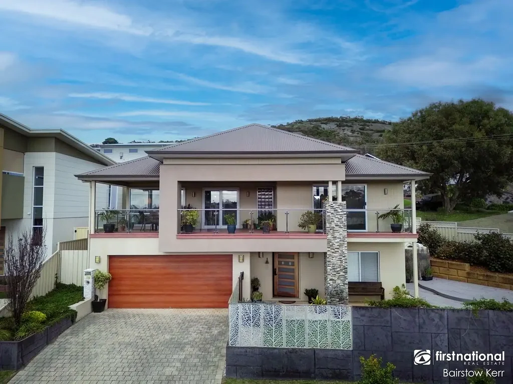 Mount Clarence 5બેડરૂમ Luxury Hillside Masterpiece with Panoramic Middleton Beach Views