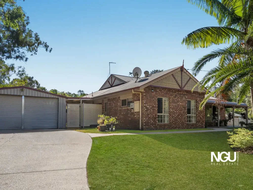 80 Glenross Drive, Pine Mountain, QLD 4306