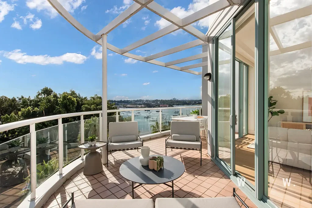 Drummoyne 2 Bedroom Top-Floor Elegance and Stunning Harbour Views