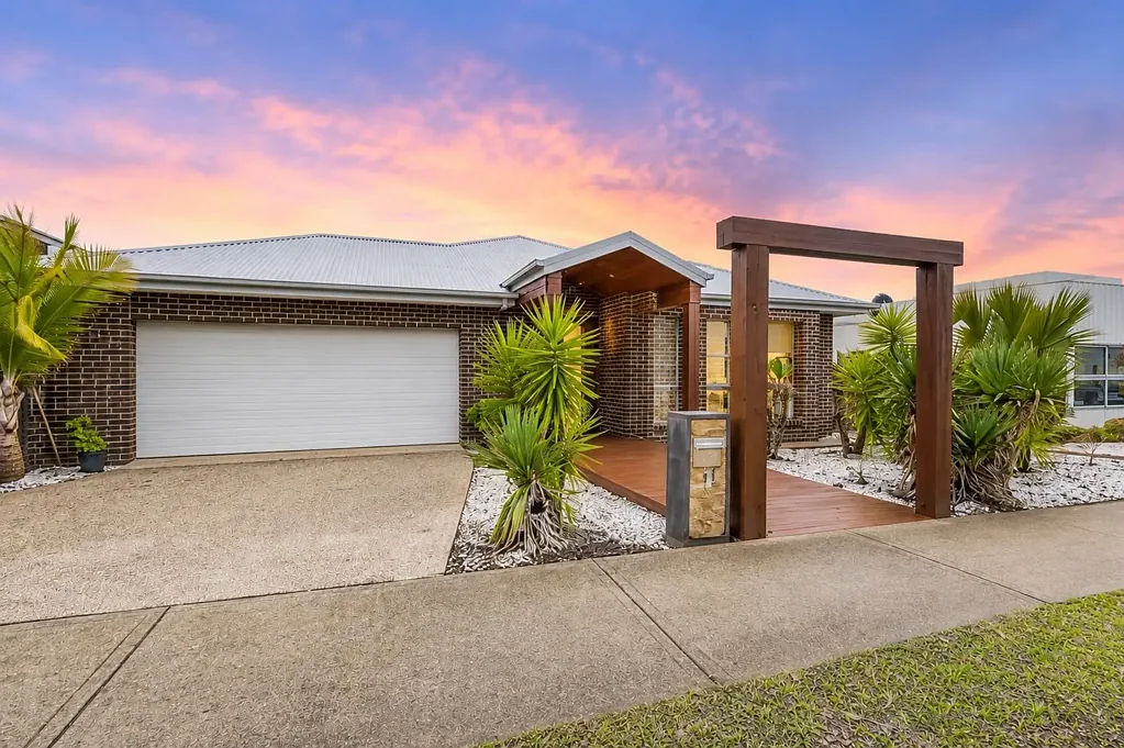 42 Victoria Cross Parade, Wodonga, VIC 3690