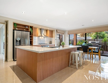 26 Strathoon Crescent, South Morang, North Melbourne, 4 Kuwarto, 2 Banyo, House
