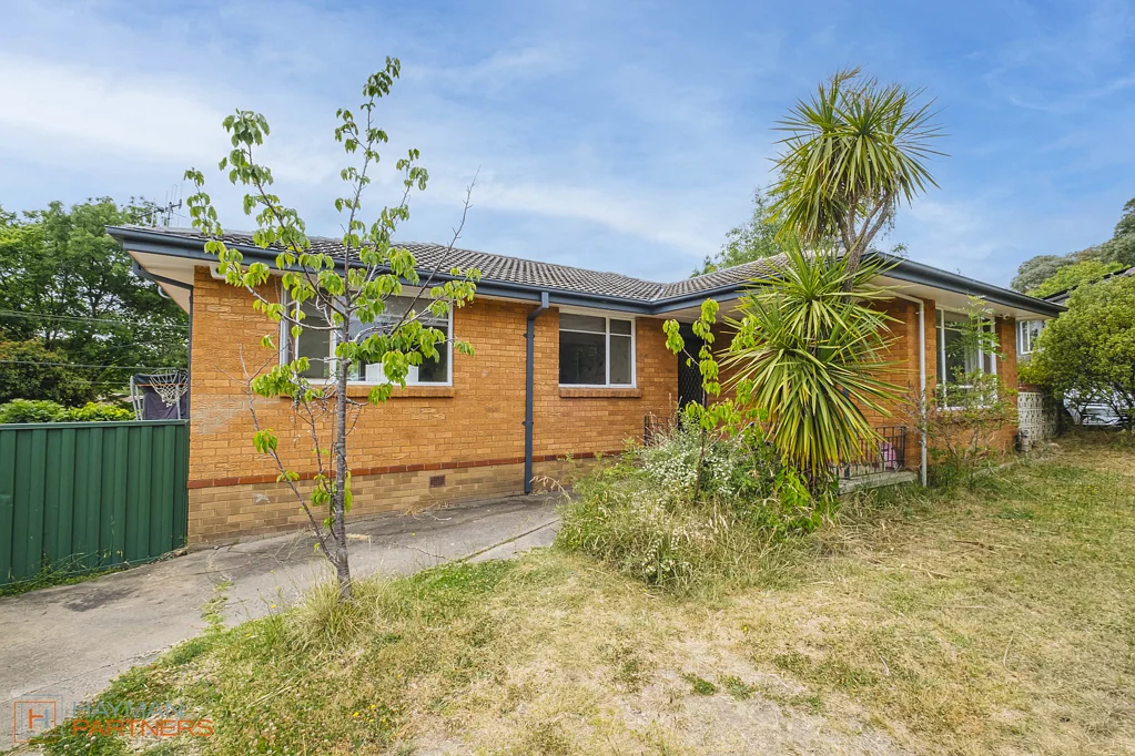 3 Aird Place, Farrer, ACT 2607