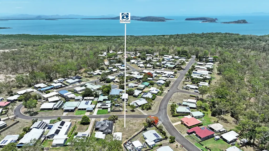 50 Murphy Street, Seaforth, QLD 4741
