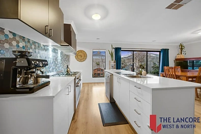 32 Brewster Drive, Kalkallo, VIC 3064, 3 Bedrooms, 2 Bathrooms, House