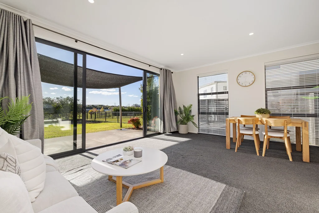 Pyes Pa 3 Bedroom Sun-Soaked Living Beside the Reserve