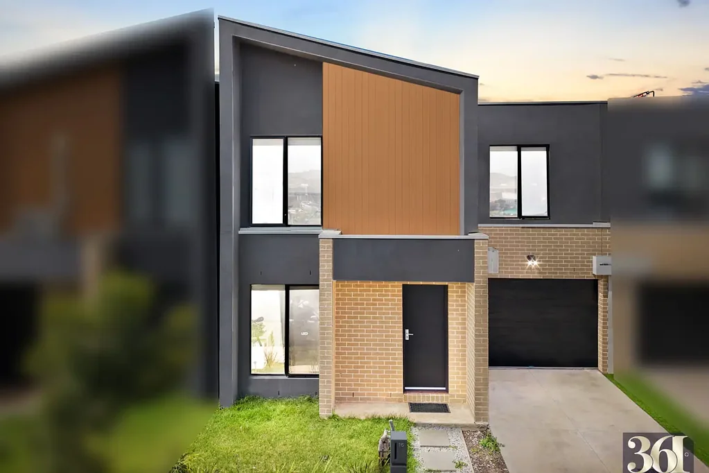 16 Saran Crescent, Deanside, VIC 3336