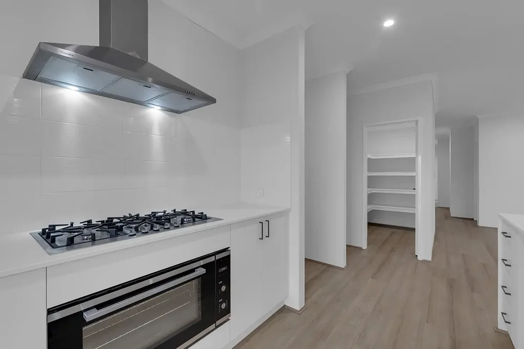 Fabulous 4 x 2 Home in Baldivis