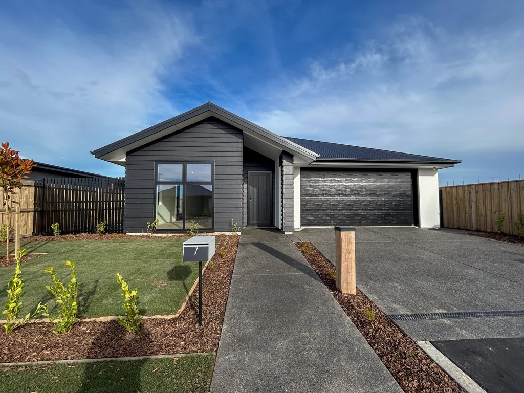 Brand new four bedroom home in Rolleston
