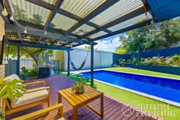 15 Forrest Grove, Two Rocks