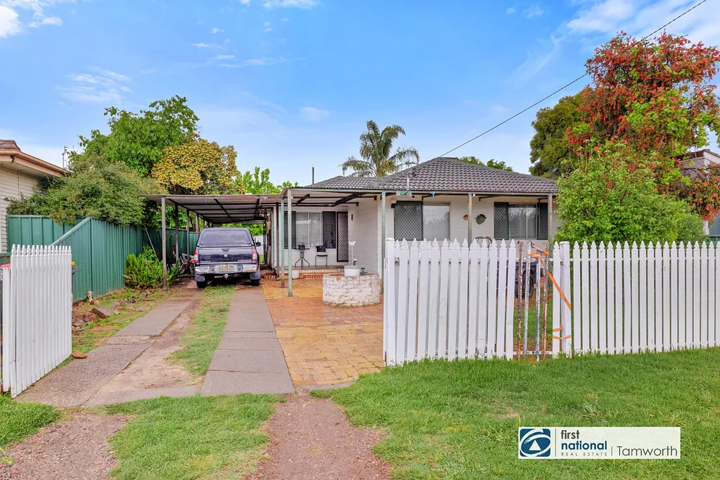 12 Green Street, Tamworth, NSW 2340