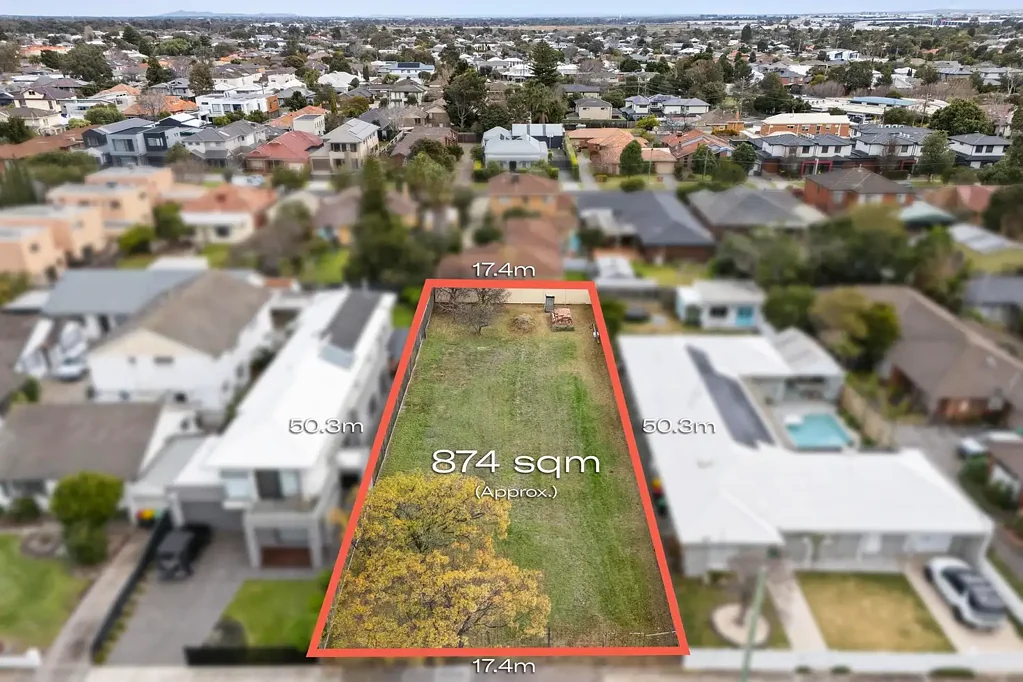Altona Nothing Says Potential Like Land