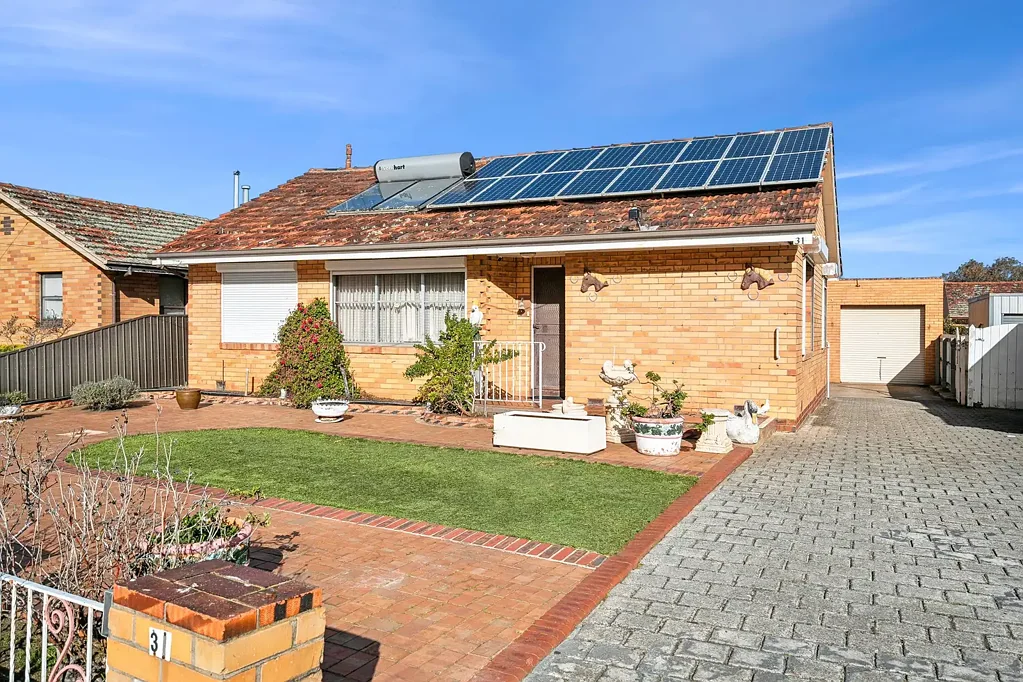 Corio 2Zimmer Solid Brick Home on a 596m2 Block