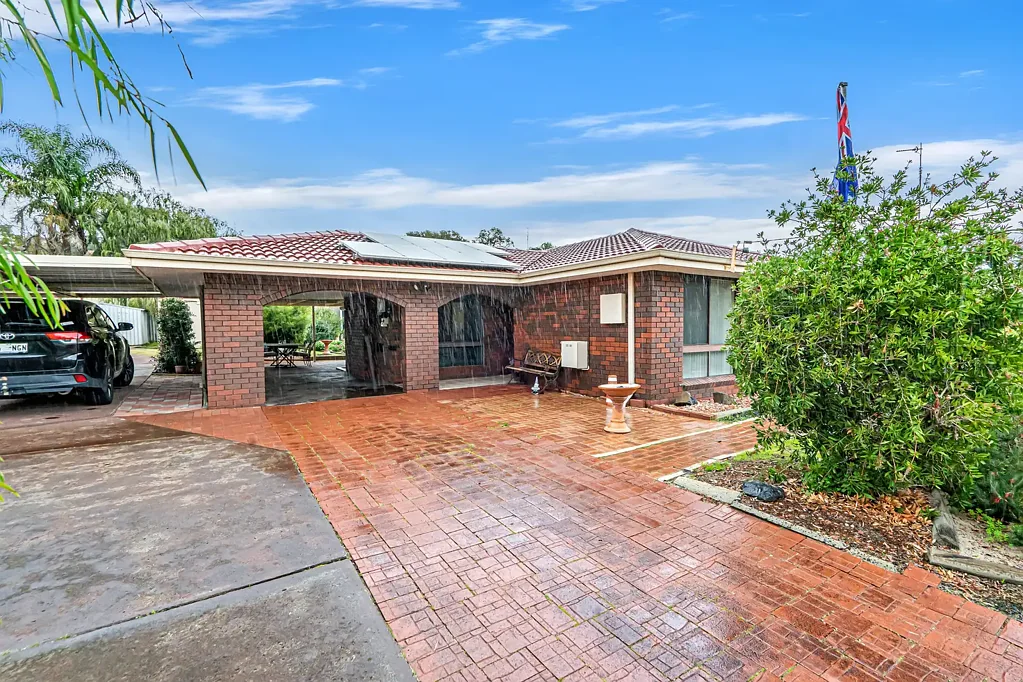31 Matilda Avenue, Australind, WA 6233