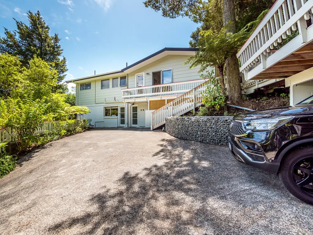 Paihia 4Moenga Spacious Home and a S/C Apartment in Central Paihia