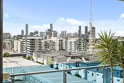 10809/30 Duncan Street, West End