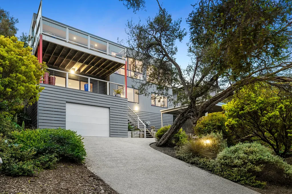 Sorrento 4部屋 Commanding vista meets coastal convenience!