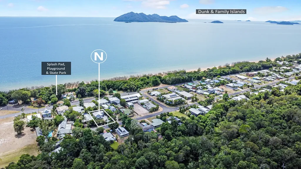 Wongaling Beach 3 Slaapkamer Coastal Charm with Modern Comfort!