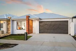 11 Arrowsmith Loop, South Guildford