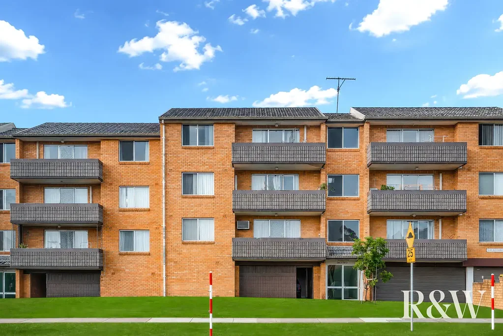 St Marys 2部屋 Well-Presented 2 Bedroom Unit in Sought After St Marys!
