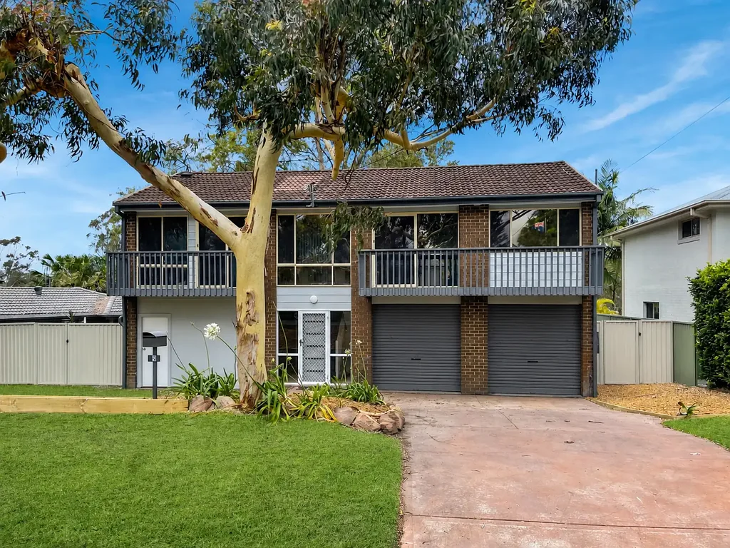 Spacious 3-Bedroom Home in a Peaceful Lakeside Setting