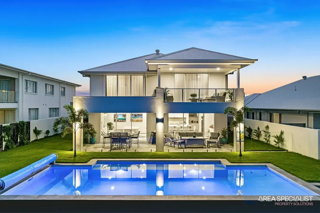Jacobs Well 4房  Impeccable Grandeur Living with Dolphins at Your Back Door | 4 LIVING SPACES!