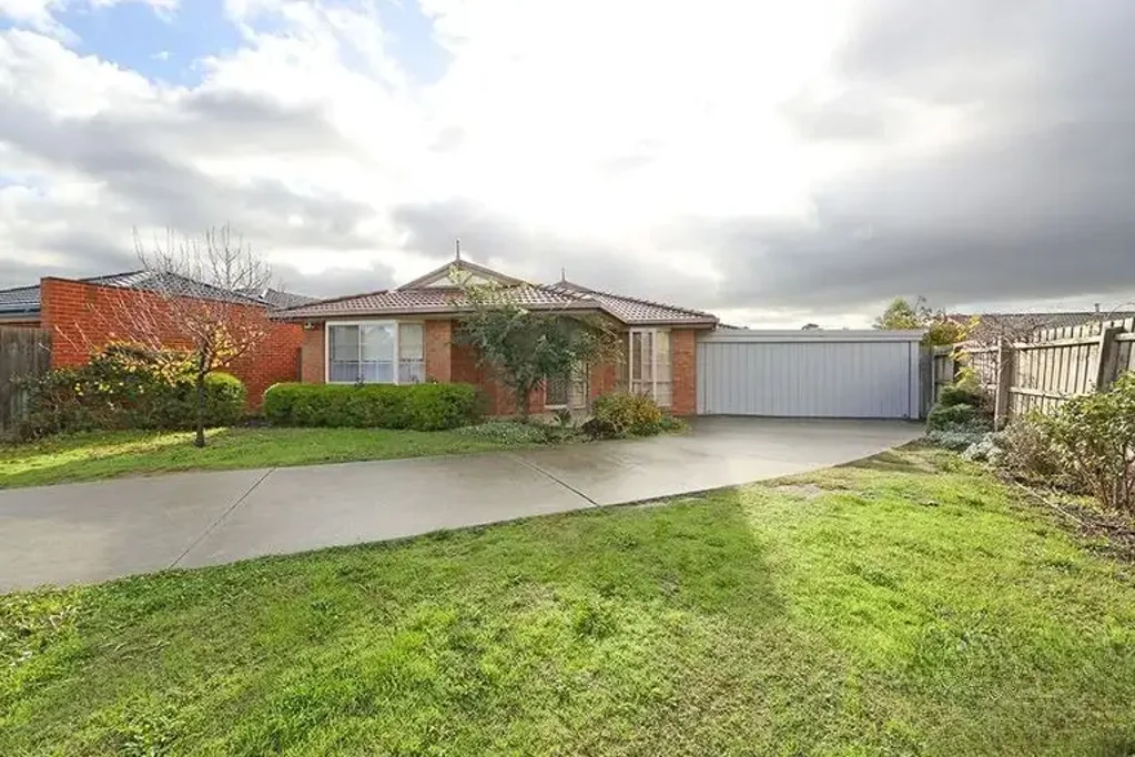 Effortless Living in a Peaceful Court Location