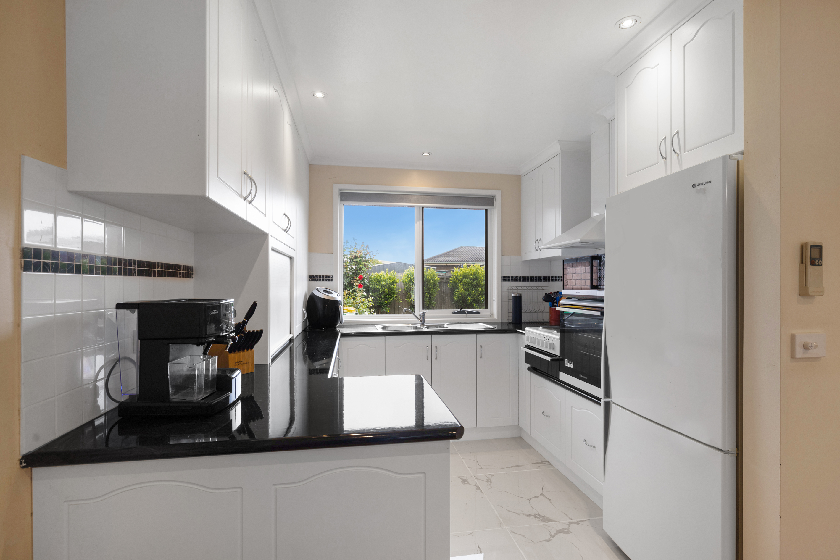 3 LIVINGSTON CT, WARRNAMBOOL VIC 3280, 0 Kuwarto, 0 Banyo, Unit