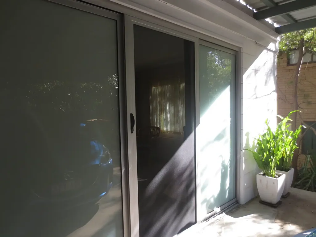 RENT KENMORE GRANNY FLAT