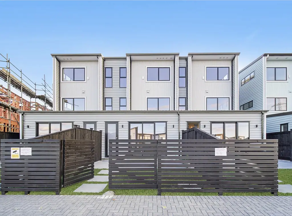 Karaka 5બેડરૂમ Where Luxury Meets Affordability