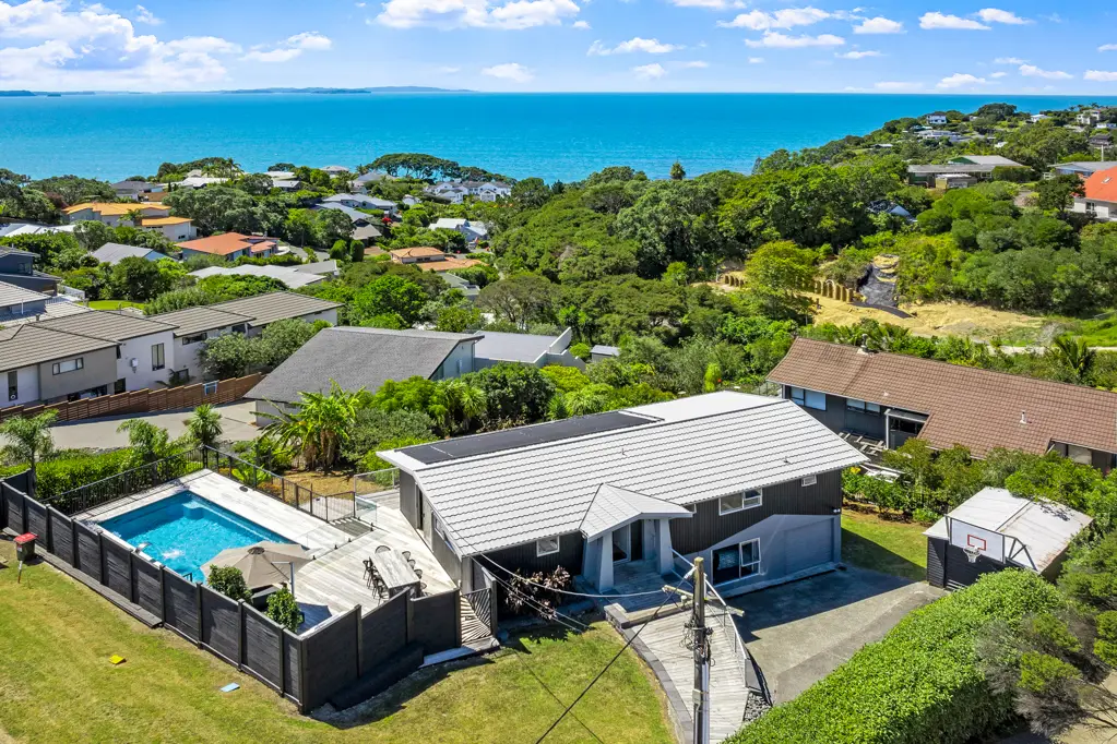 Red Beach 3Moenga Pool, Privacy & Views + Room To Grow