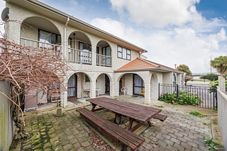 J/665 Pioneer Highway, Highbury, Manawatū-Whanganui Region