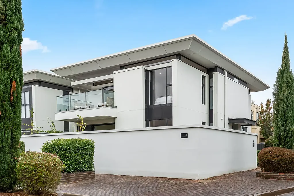 Norwood 4Kwarto Amazing Low Maintenance Luxury Metres to Norwood Village!