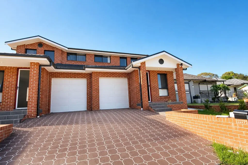Near New Modern Duplex