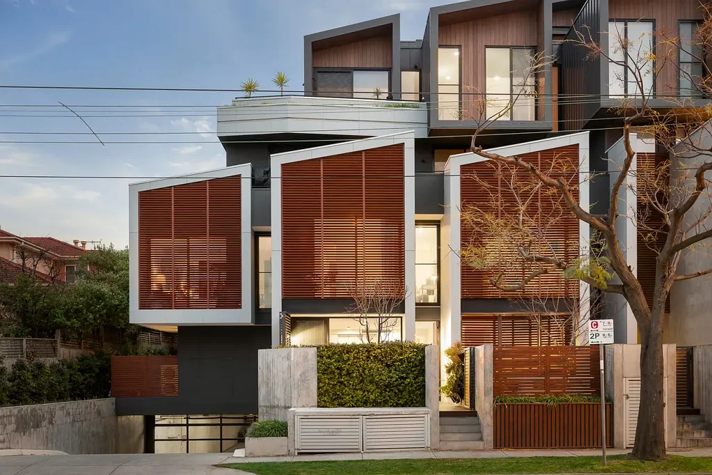 Luxurious & Convenient Townhouse
