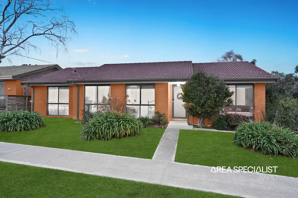 2/19 Stuart Avenue, Hampton Park, VIC 3976