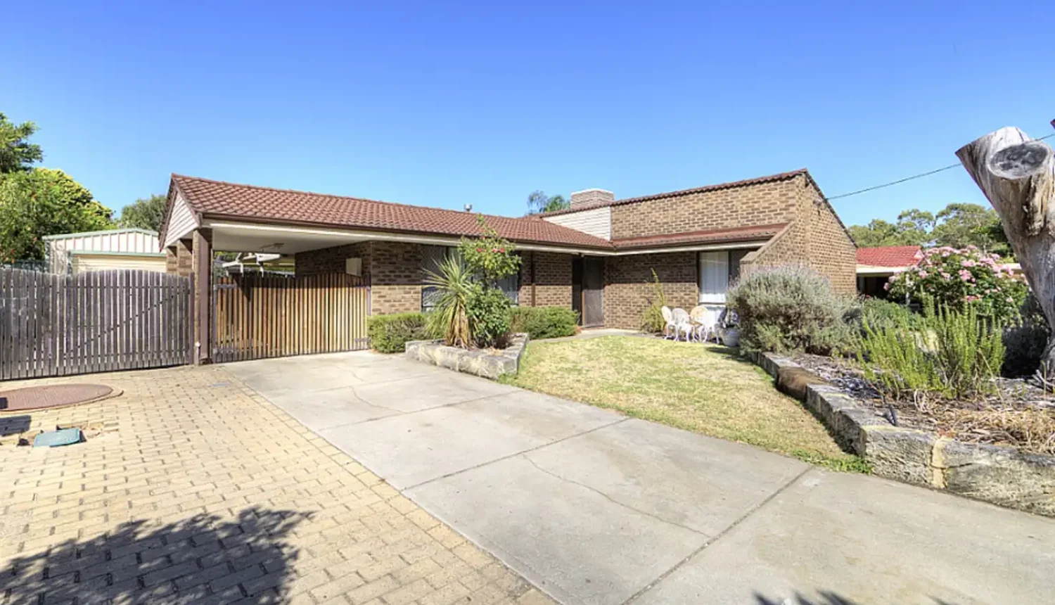 30 Juniper Way, Forrestfield, WA 6058, 3房, 1浴, House