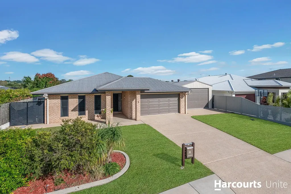 1 Hugh Crescent, Murrumba Downs, QLD 4503