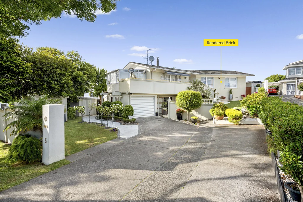 Botany Downs 4Kwarto A Home with Heart, History and Potential