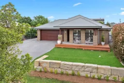 48 Cockatoo Ridge, Aberglasslyn